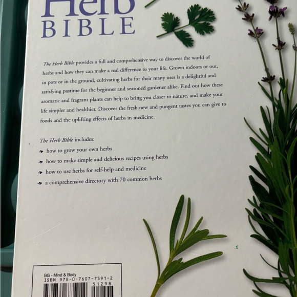 Herb Books Two The Herb Bible Country Home Book Of Herbs USA Learn To Cook Dry - Picture 4 of 4